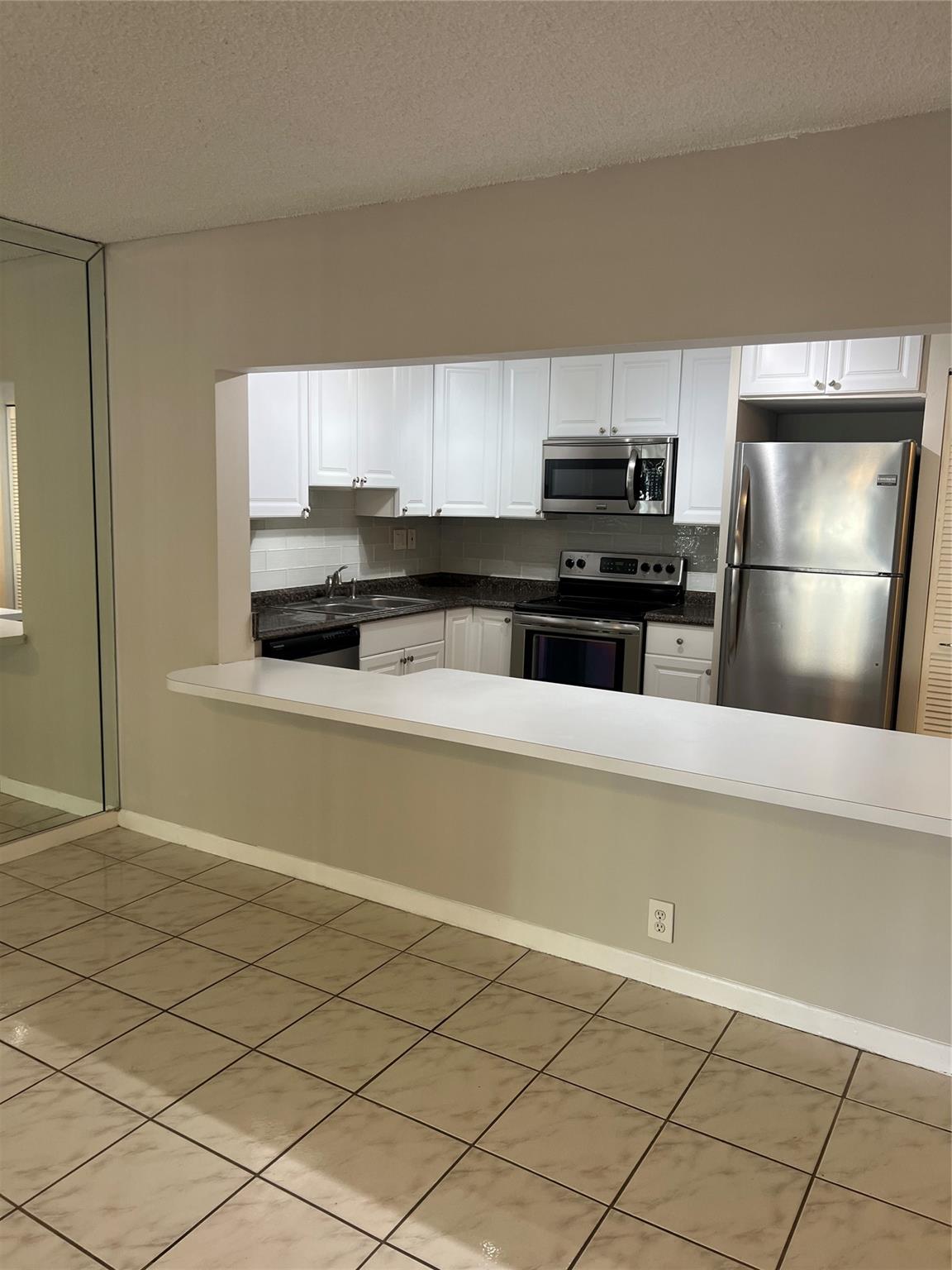 Ramblewood East Condo - Residential Lease