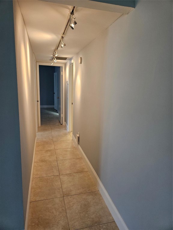 Oakland Grove Village Con - Residential Lease