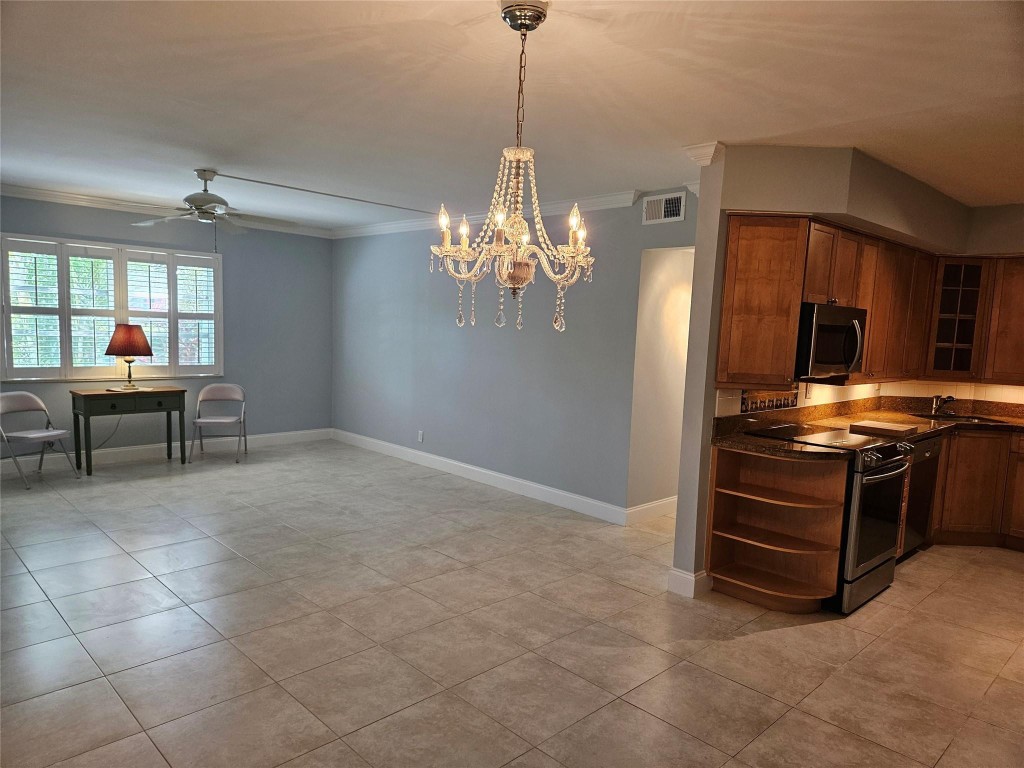 Oakland Grove Village Con - Residential Lease