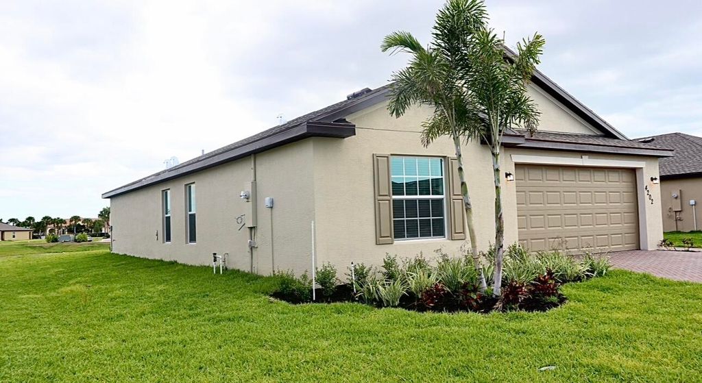 Photo of 4202 Longmour Lane, Fort Pierce, FL 34947 (MLS # R10981439)