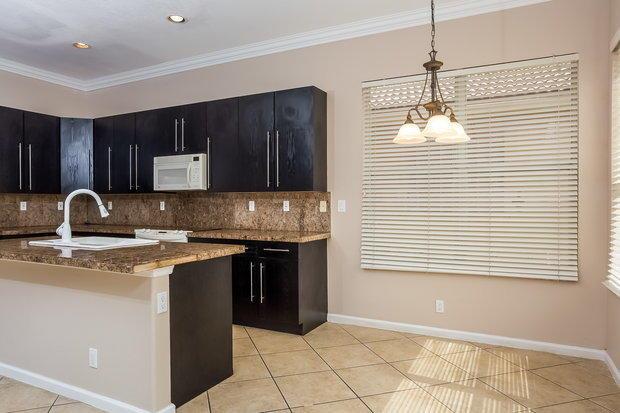 HYPOLUXO HAVERHILL PUD 1 - Residential Lease