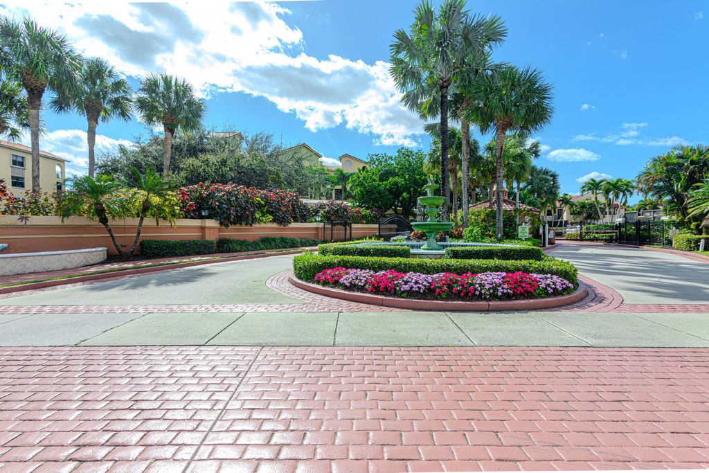 Photo of 600 Uno Lago Dr #405, Juno Beach, FL 33408 (MLS # R11054319)