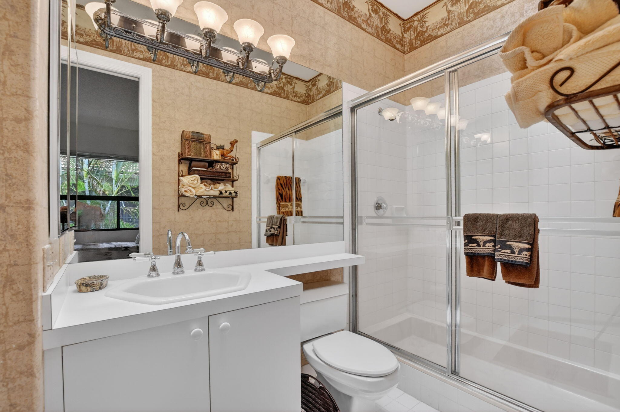 Charter Cay - Residential