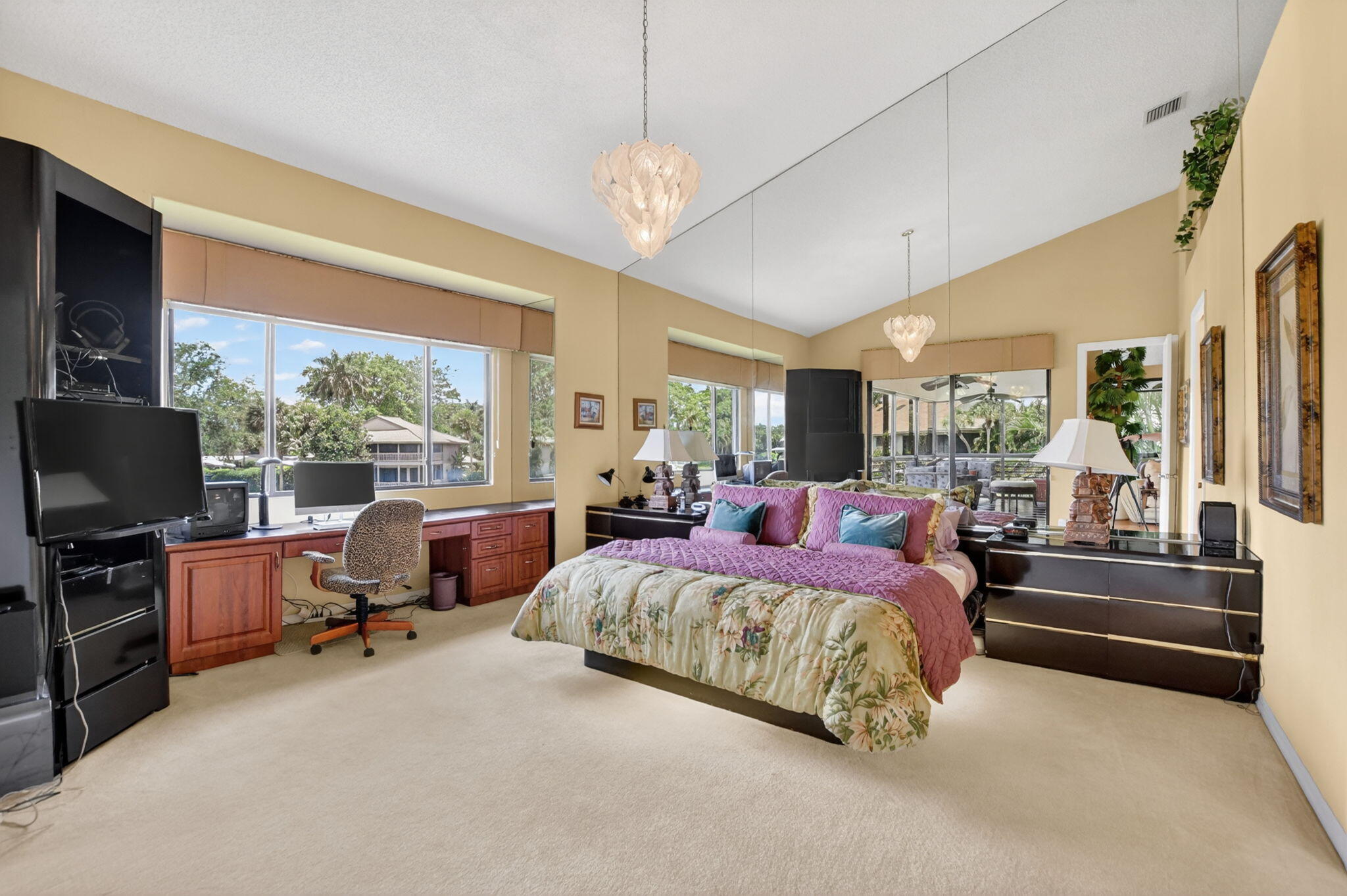 Charter Cay - Residential