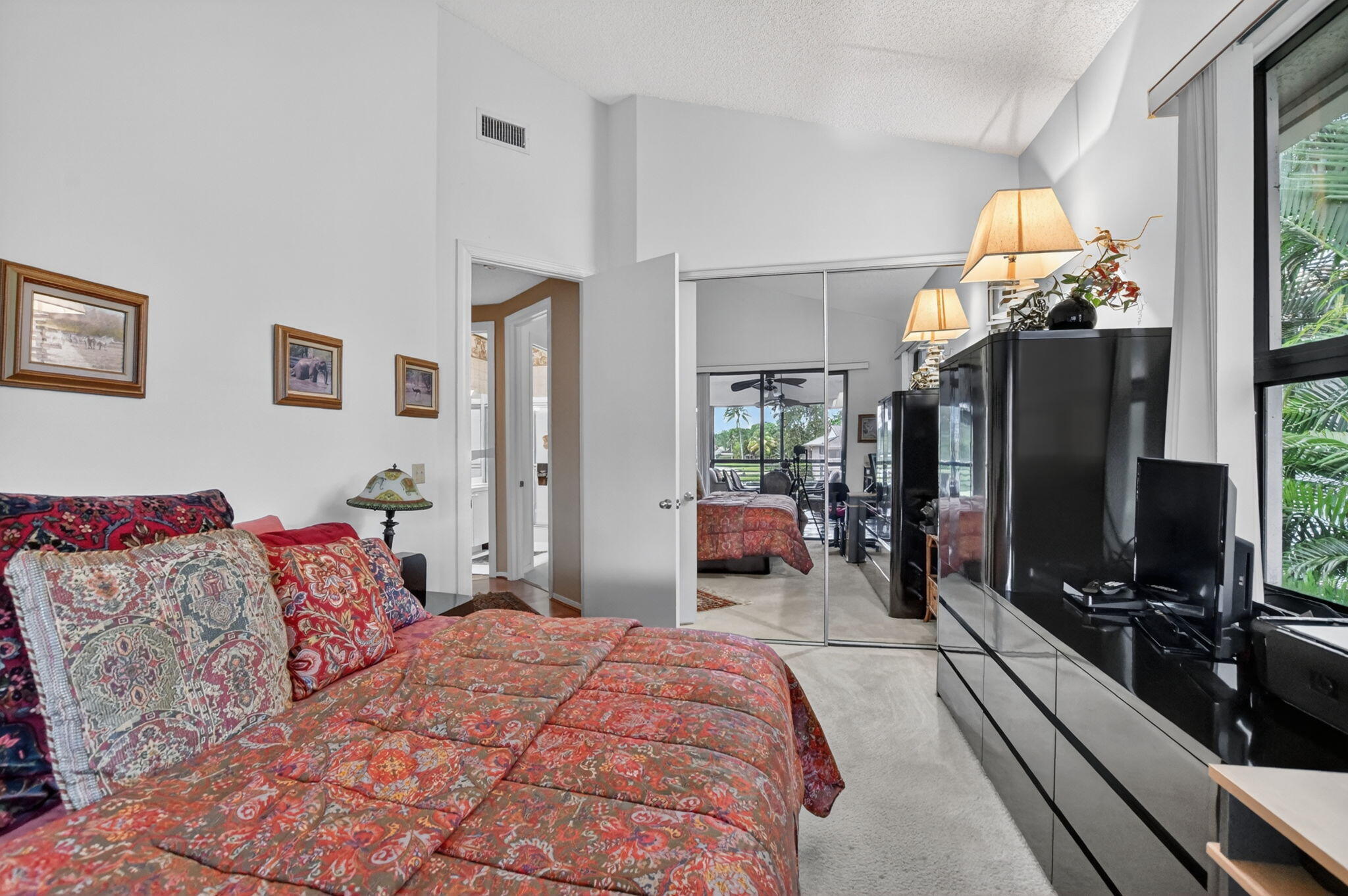 Charter Cay - Residential