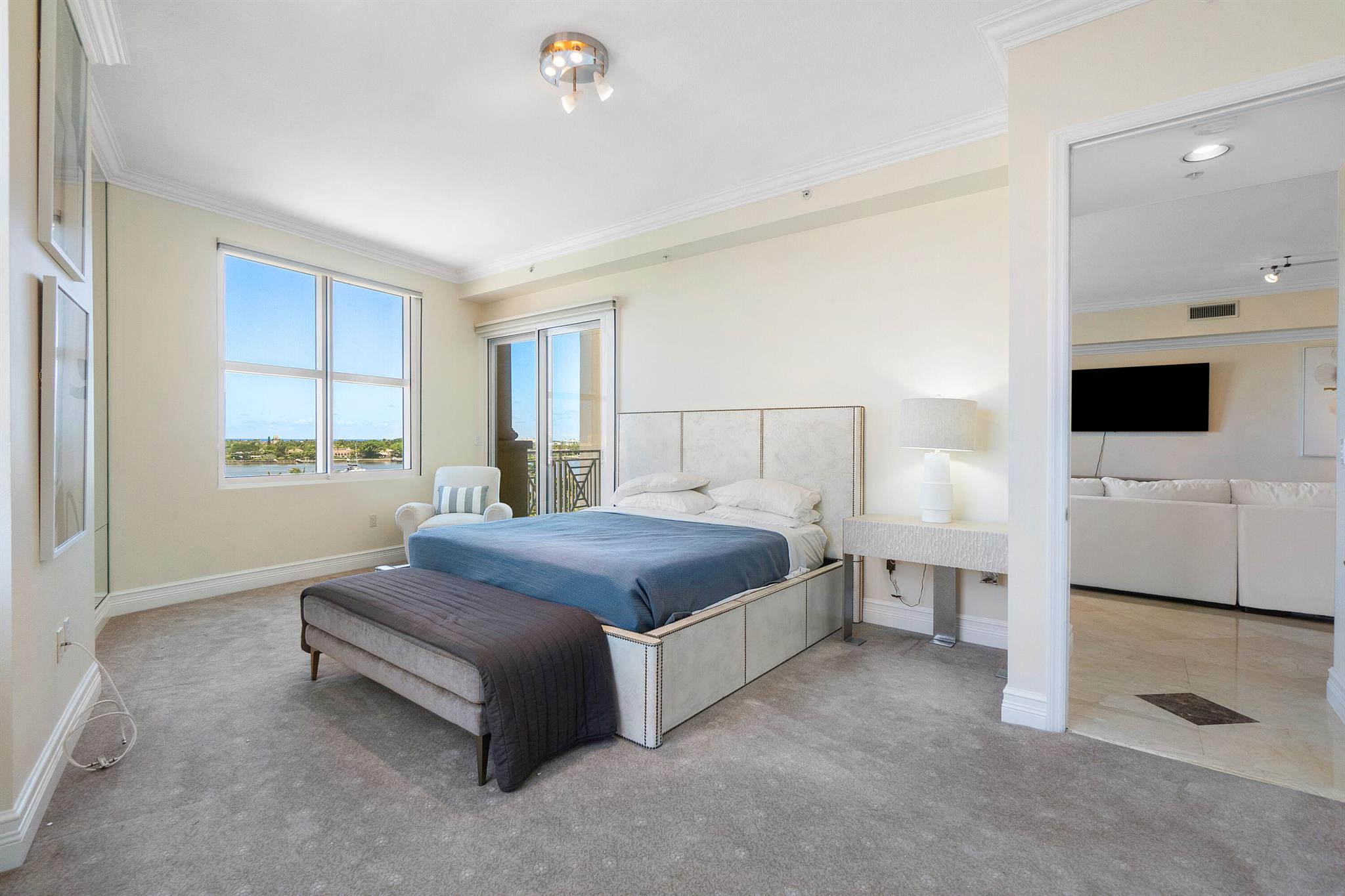 ESPLANADE GRANDE CONDO - Residential Lease