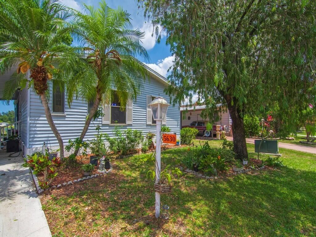 Photo of 5630 Hemingway Court, Fort Pierce, FL 34982 (MLS # R11088325)
