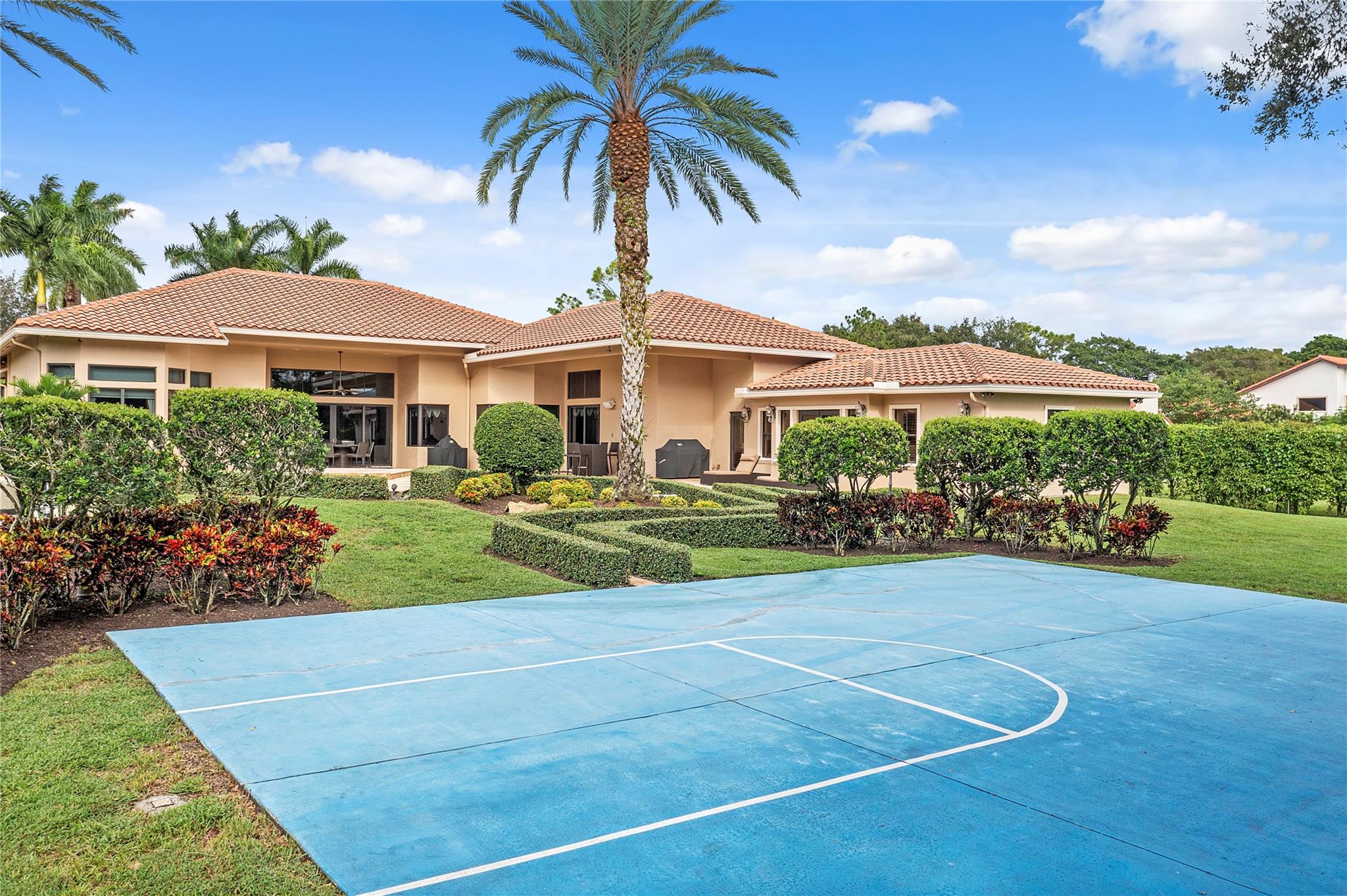 Pine Tree Estates - Residential