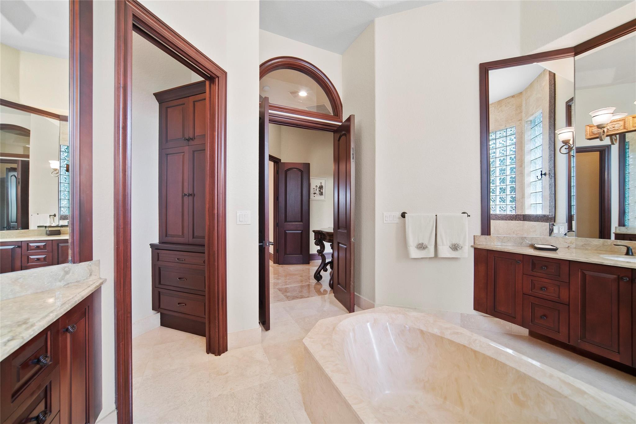 Pine Tree Estates - Residential