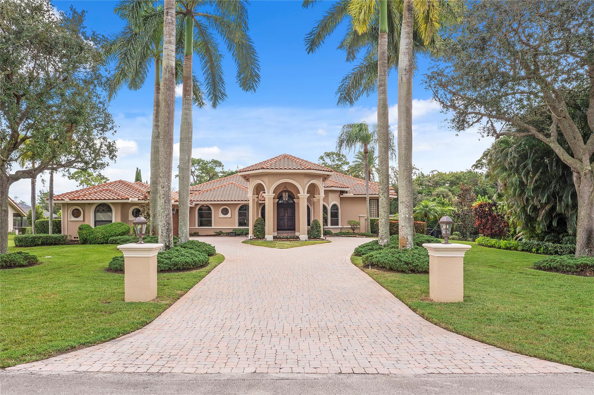 Pine Tree Estates - Residential