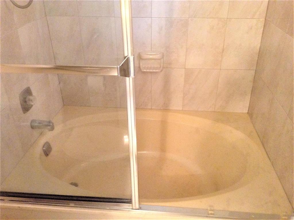 PALM GREENS AT VILLA DEL RAY CONDO - Residential