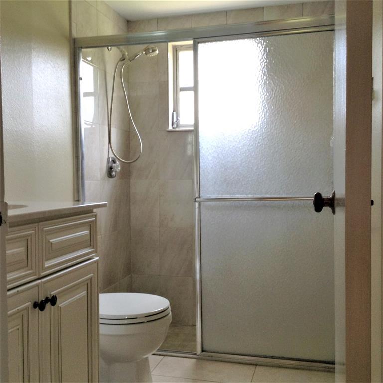 PALM GREENS AT VILLA DEL RAY CONDO - Residential