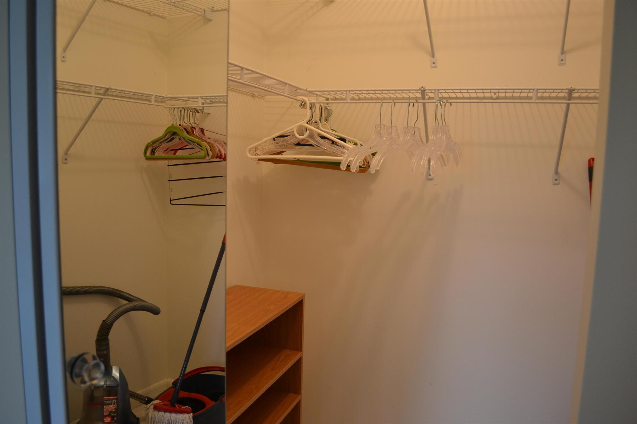 THE LITTLE CLUB CONDO - Residential Lease