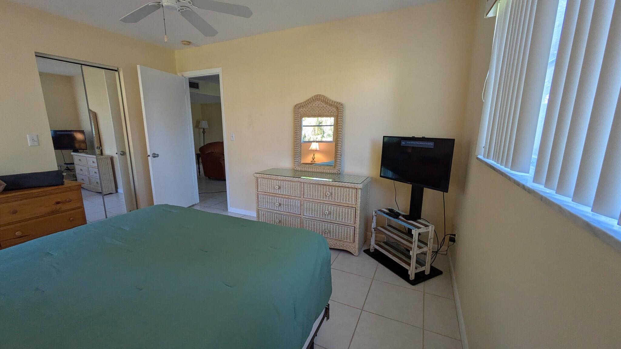 THE LITTLE CLUB CONDO - Residential Lease