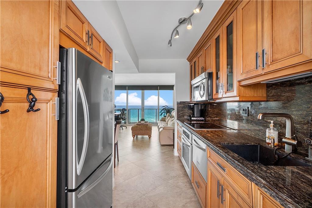TIARA EAST - Residential
