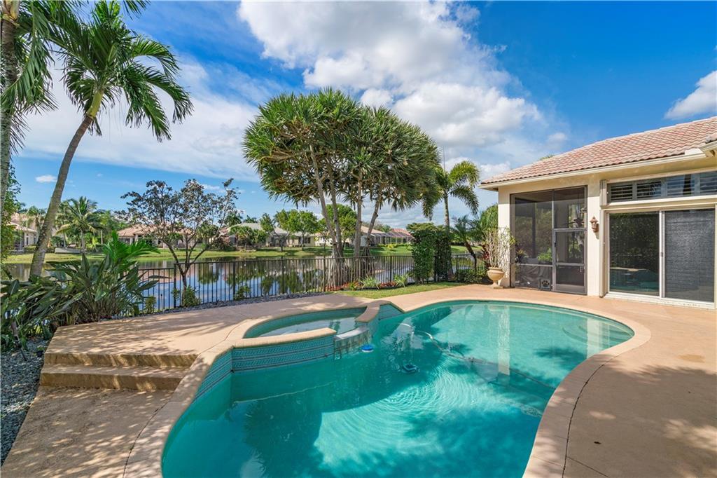 Heron Bay Two 159-39 B - Residential