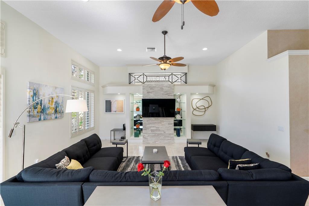 Heron Bay Two 159-39 B - Residential