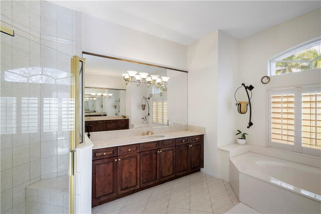 Heron Bay Two 159-39 B - Residential