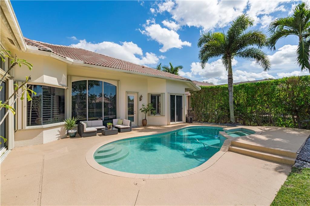 Heron Bay Two 159-39 B - Residential