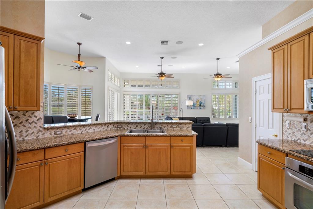 Heron Bay Two 159-39 B - Residential