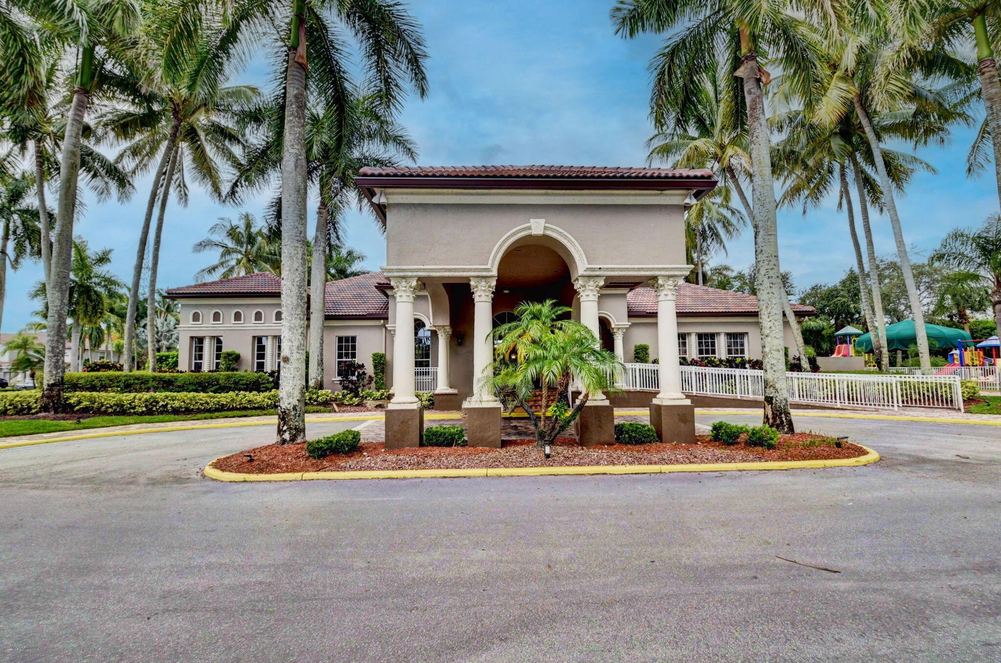 MIZNER POINTE OF BOCA VIA - Residential