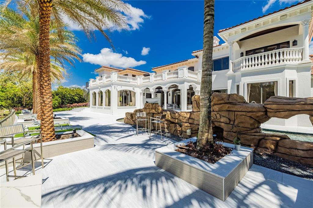 Stonegate Blvd - Residential