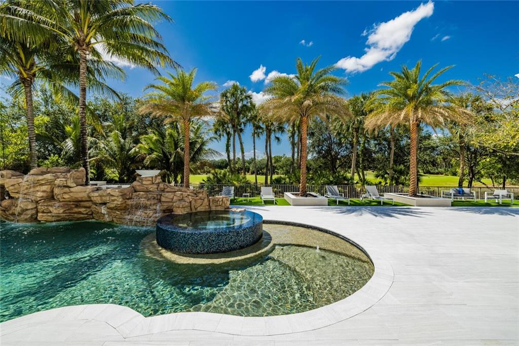 Stonegate Blvd - Residential