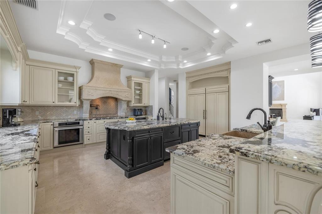 Stonegate Blvd - Residential