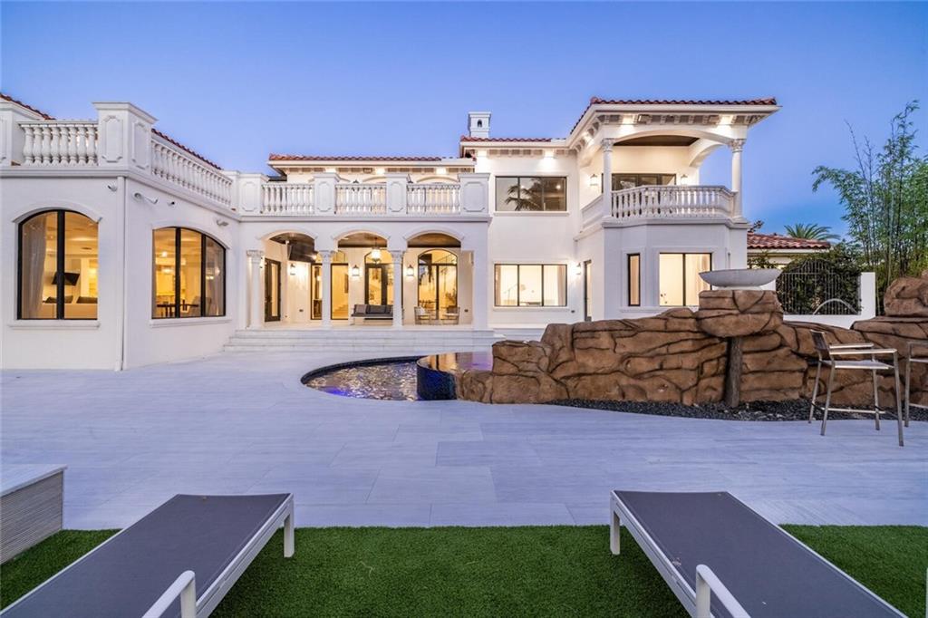 Stonegate Blvd - Residential