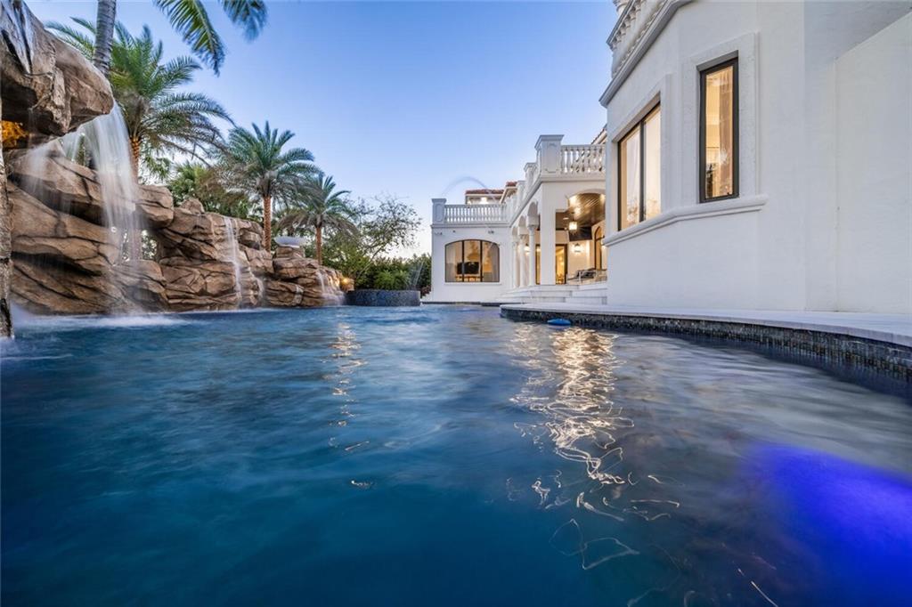 Stonegate Blvd - Residential