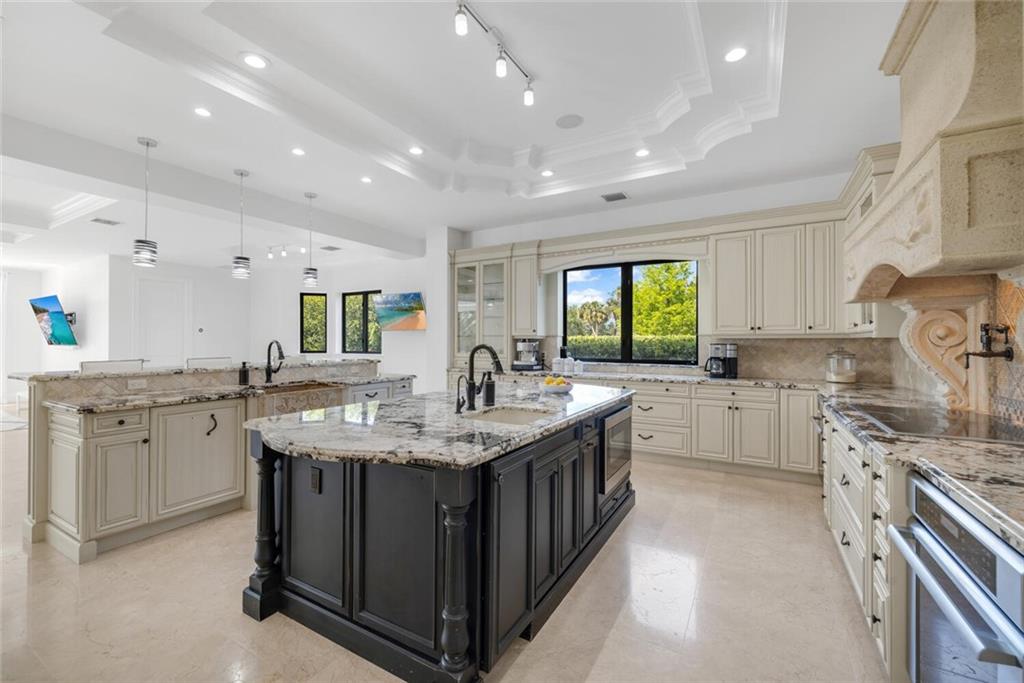 Stonegate Blvd - Residential