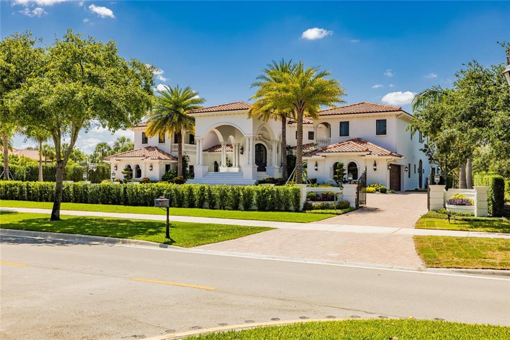 Stonegate Blvd - Residential