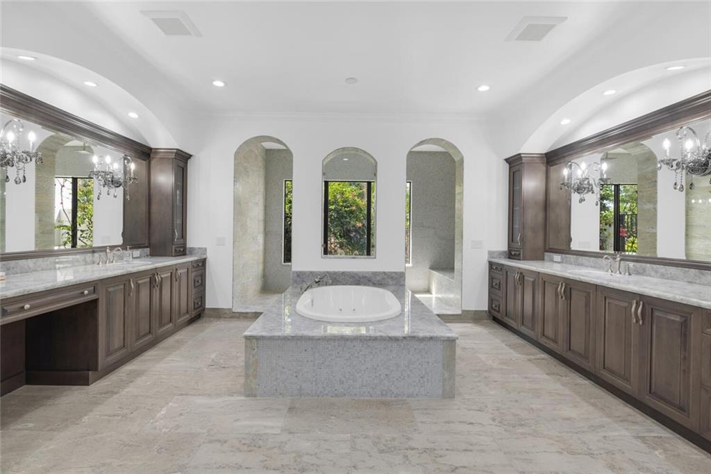 Stonegate Blvd - Residential