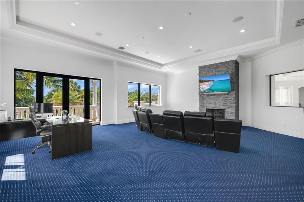 Stonegate Blvd - Residential