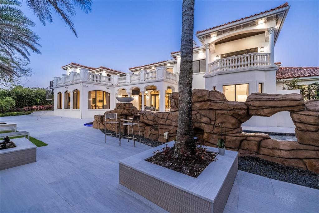 Stonegate Blvd - Residential