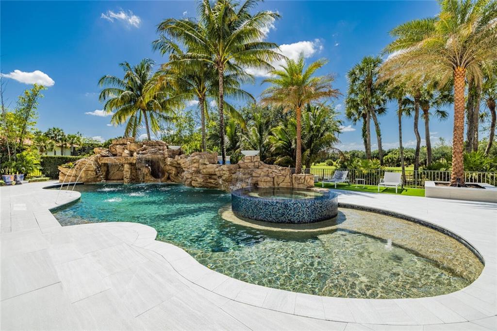 Stonegate Blvd - Residential