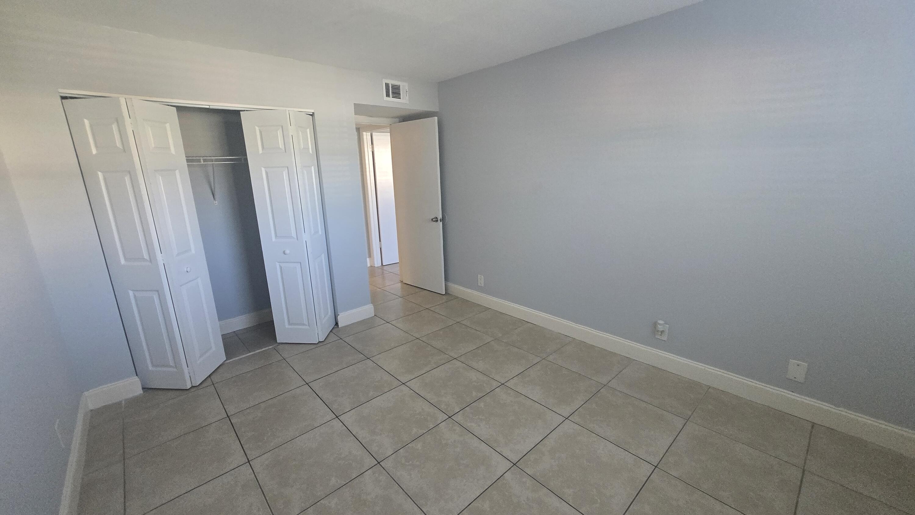 PALMS VILLAS AND CONDOS SEC II - Residential Lease