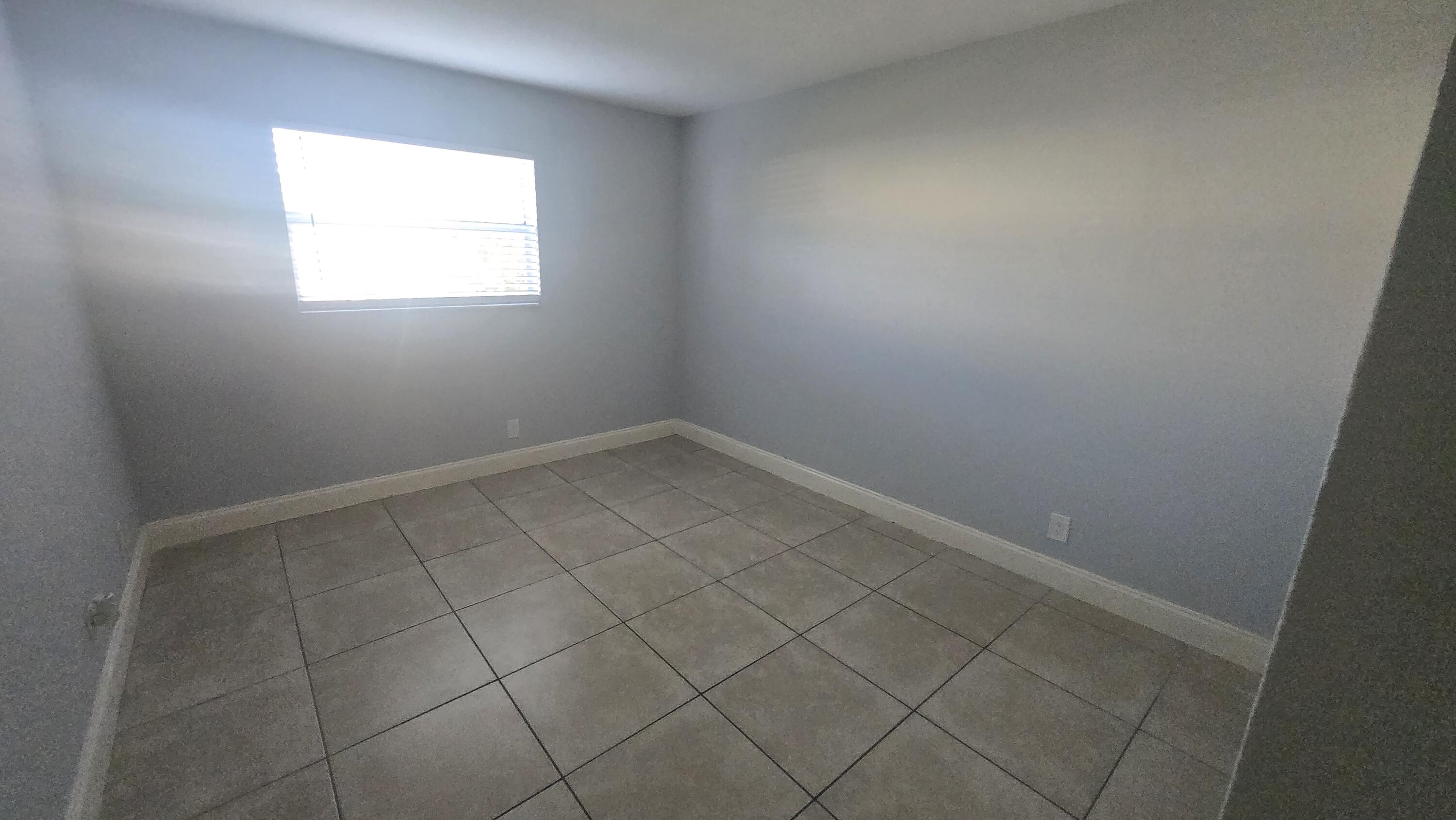 PALMS VILLAS AND CONDOS SEC II - Residential Lease