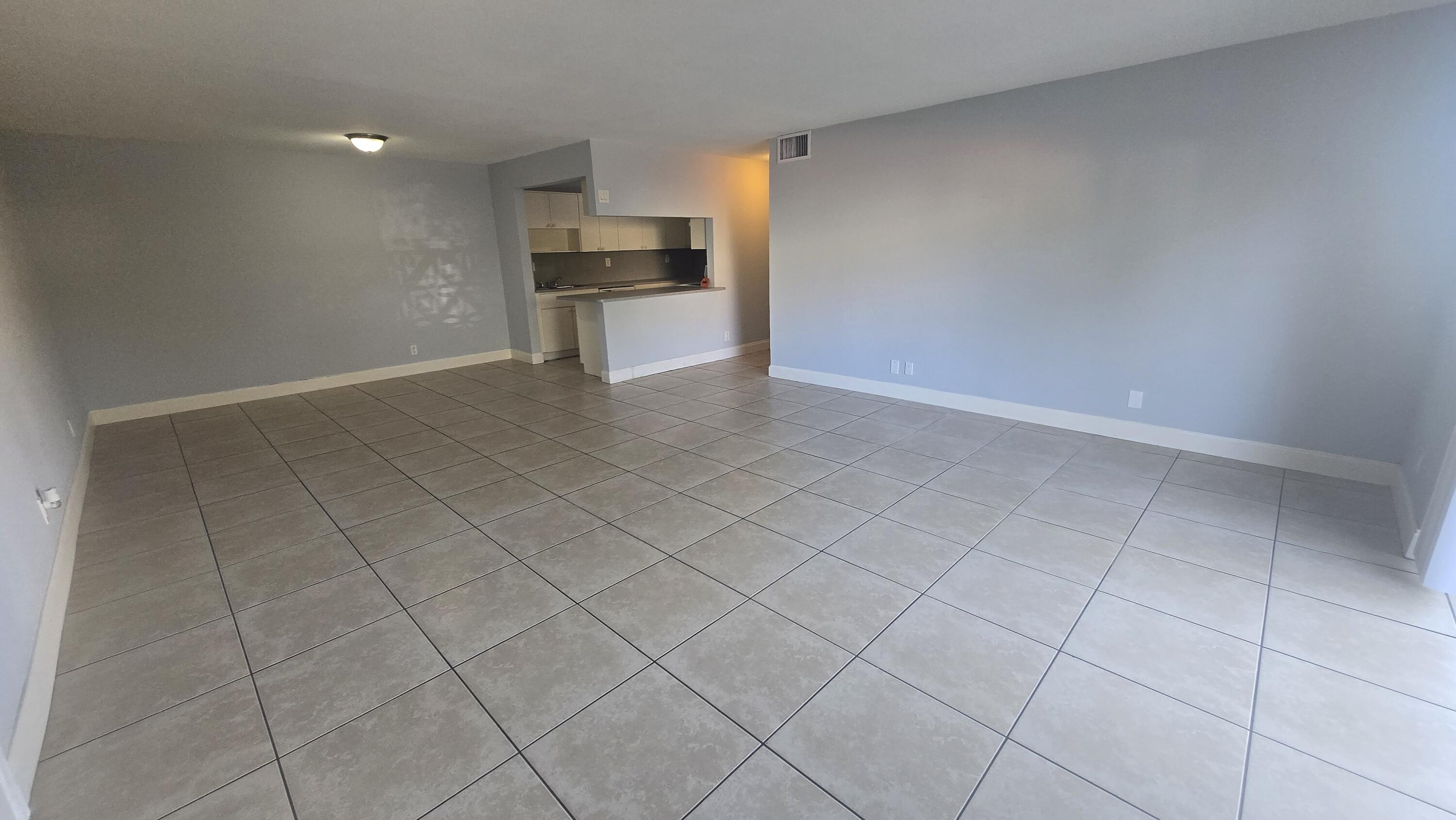 PALMS VILLAS AND CONDOS SEC II - Residential Lease