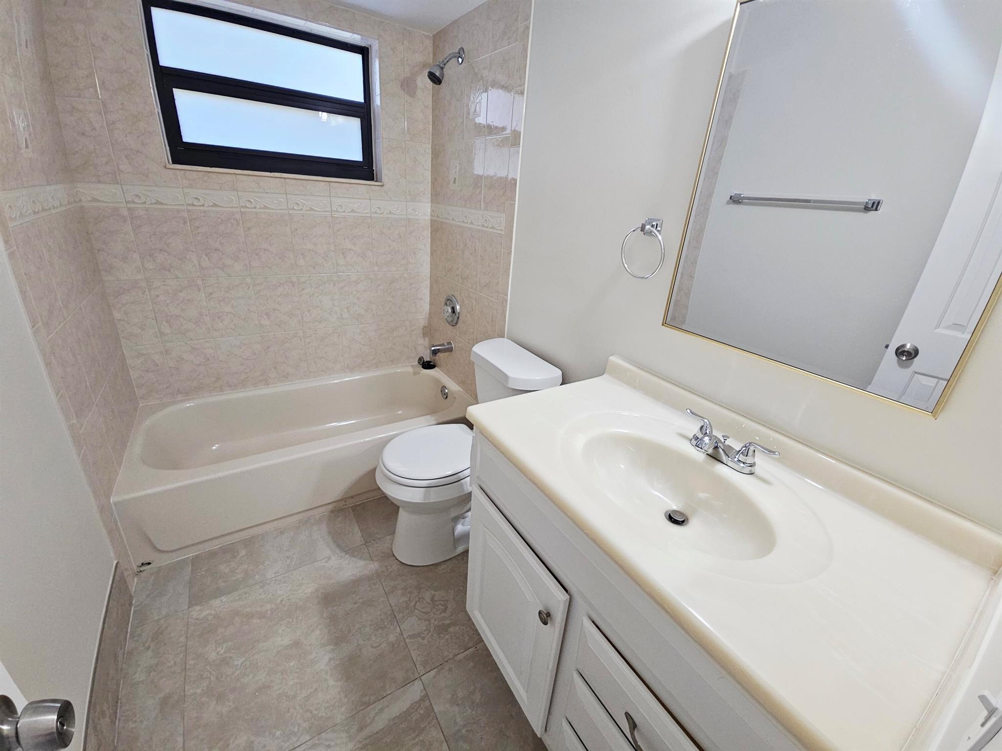 SHERWOOD VILLAGE CONDO - Residential Lease