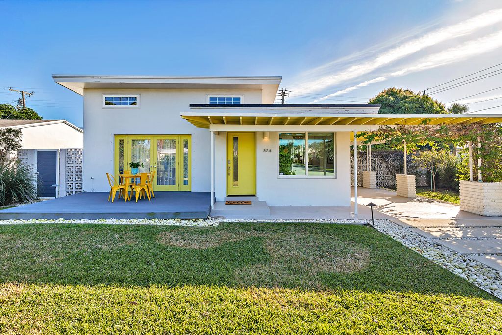 Photo of 374 Maddock Street, West Palm Beach, FL 33405 (MLS # B26022387)