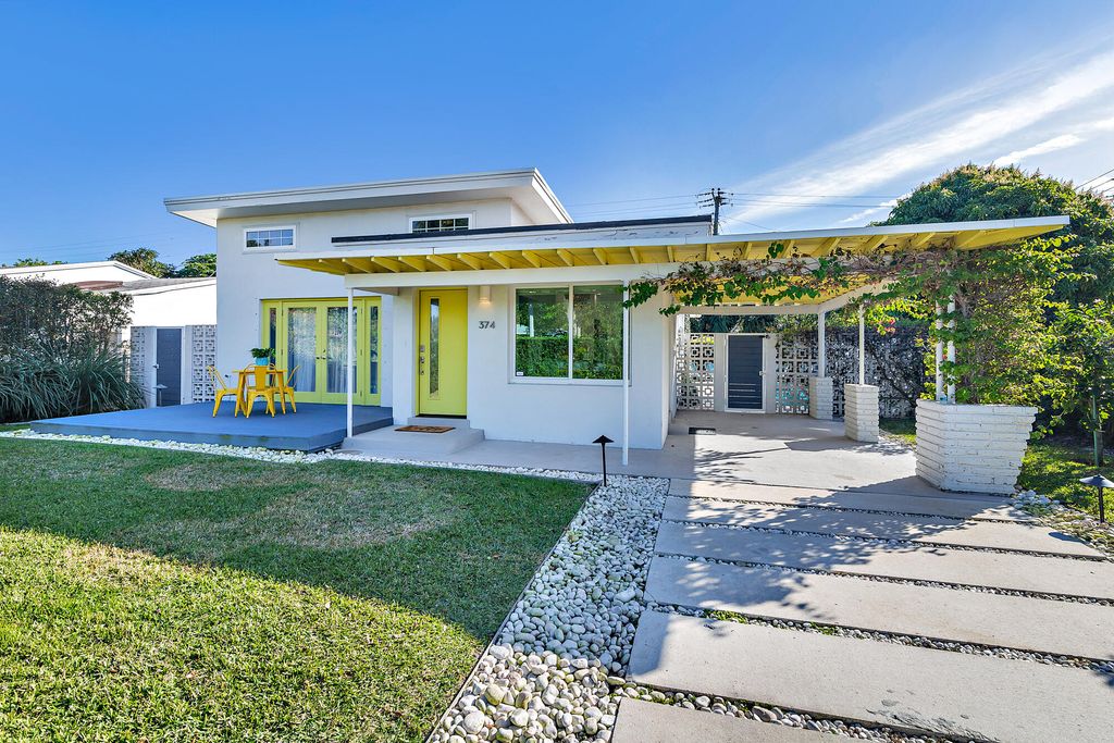 Photo of 374 Maddock Street, West Palm Beach, FL 33405 (MLS # B26022387)