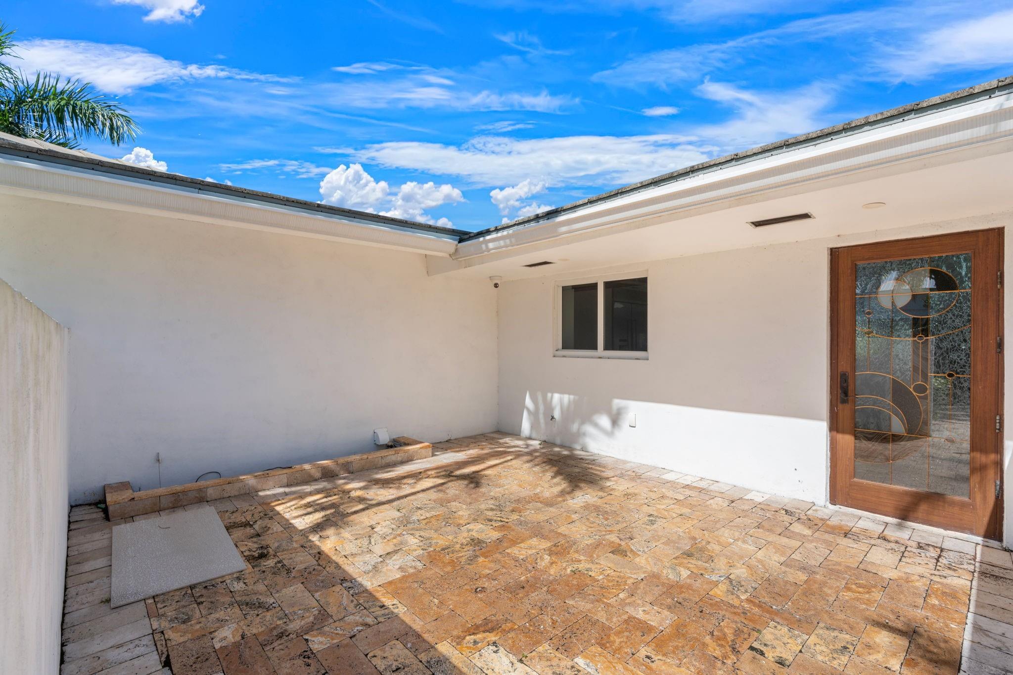 Coral Ridge Galt Add 1 - Residential Lease