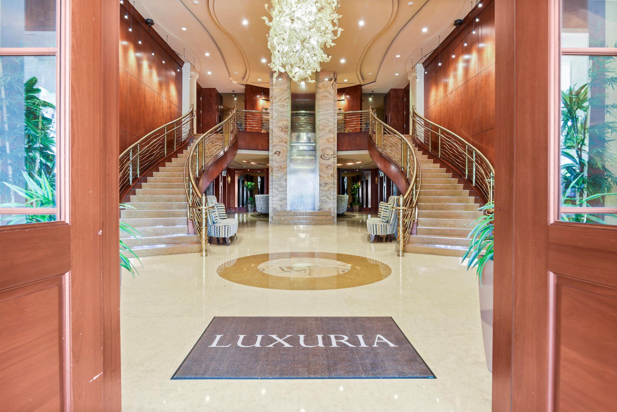 LUXURIA CONDO - Residential