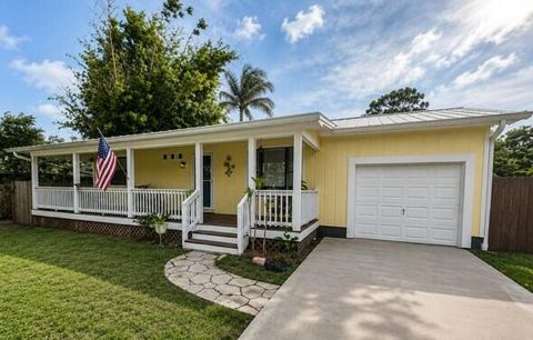 Photo of 6518 SE Held Court, Stuart, FL 34997 (MLS # B26034742)