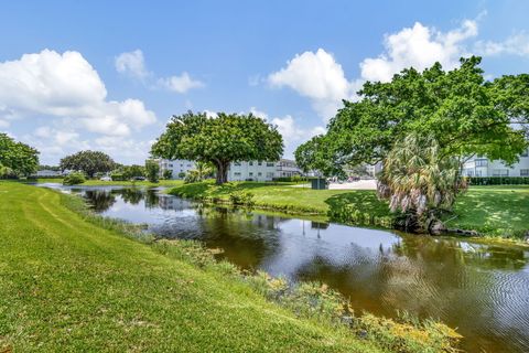 A home in Deerfield Beach