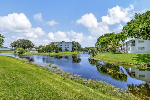 A home in Deerfield Beach