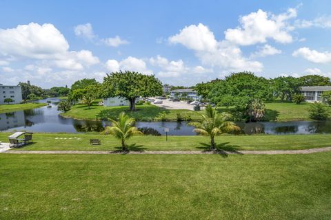 A home in Deerfield Beach