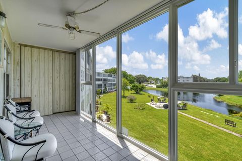 A home in Deerfield Beach