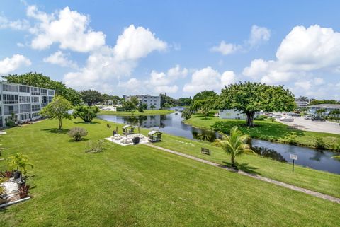 A home in Deerfield Beach